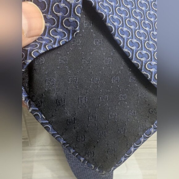 Authentic Gucci Blue Silk Printed Tie - Picture 11 of 11